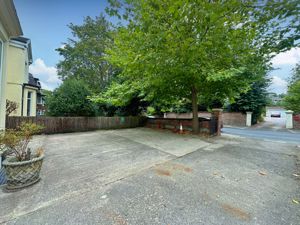 Photo 8- click for photo gallery